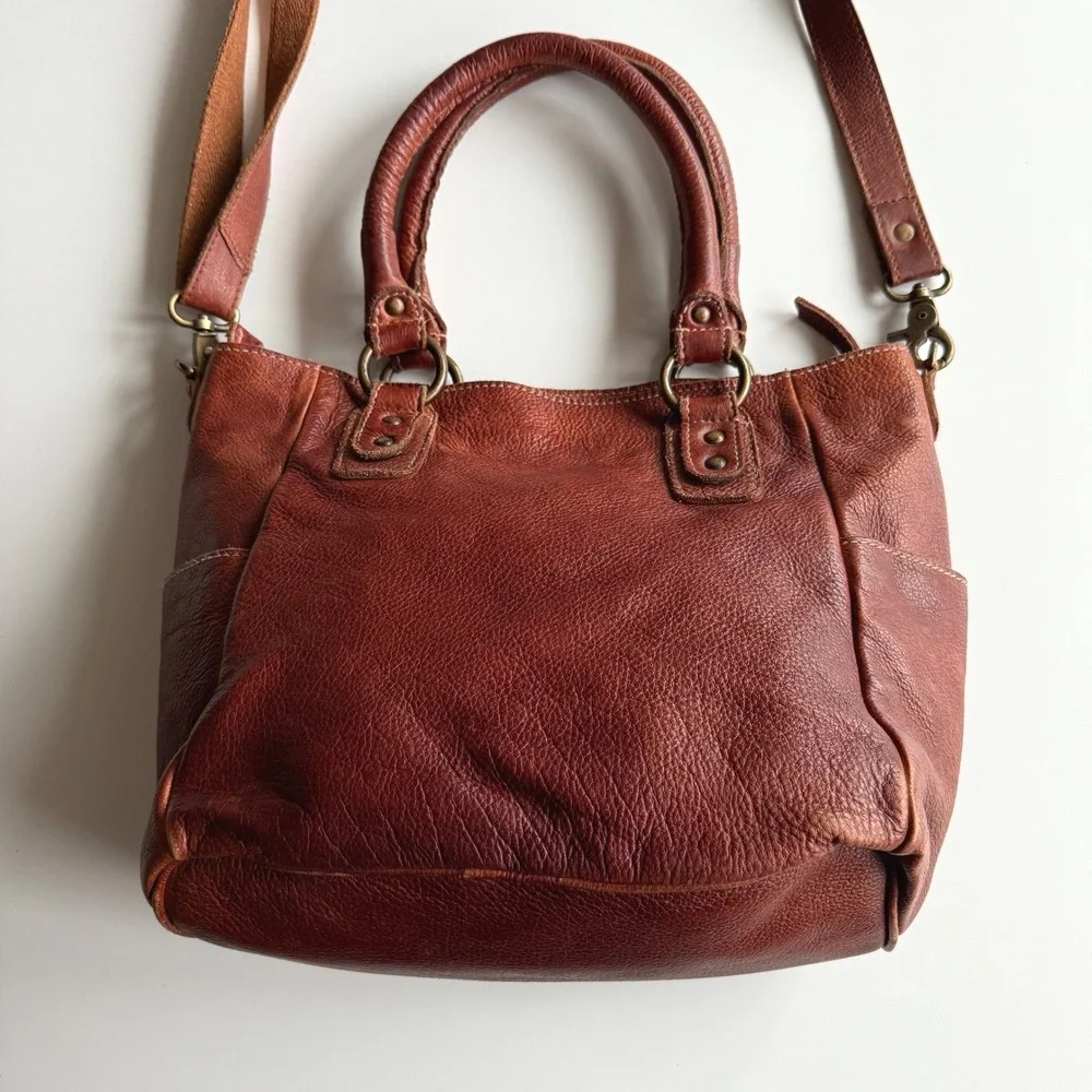 Amsterdam Heritage Caramel Leather Perforated Studded Top‎ Handle Shoulder Bag